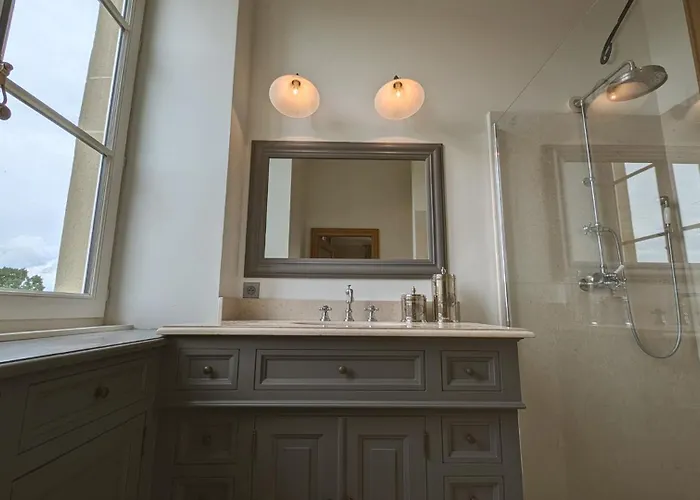 מלון Chateau De *