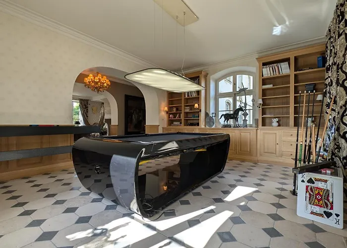 Chateau De Hotel Berg-sur-Moselle