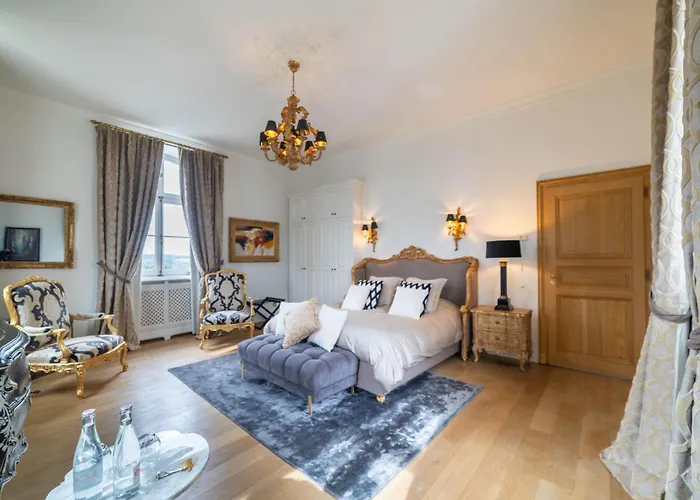 Chateau De Hotel Berg-sur-Moselle