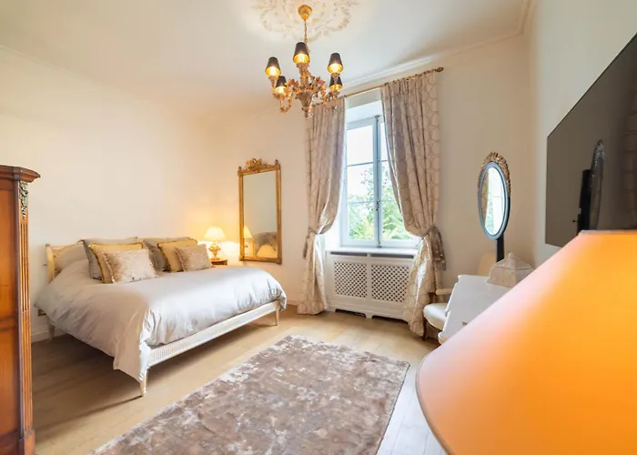 Hotel Chateau De Berg-sur-Moselle