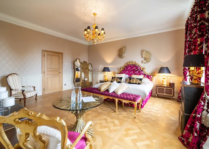 מלון Chateau De Berg-sur-Moselle